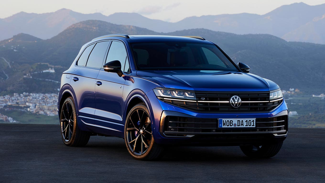 Volkswagen dévoile le Touareg 2024 : une mise à niveau stylistique avec un éclairage amélioré et une puissance V6